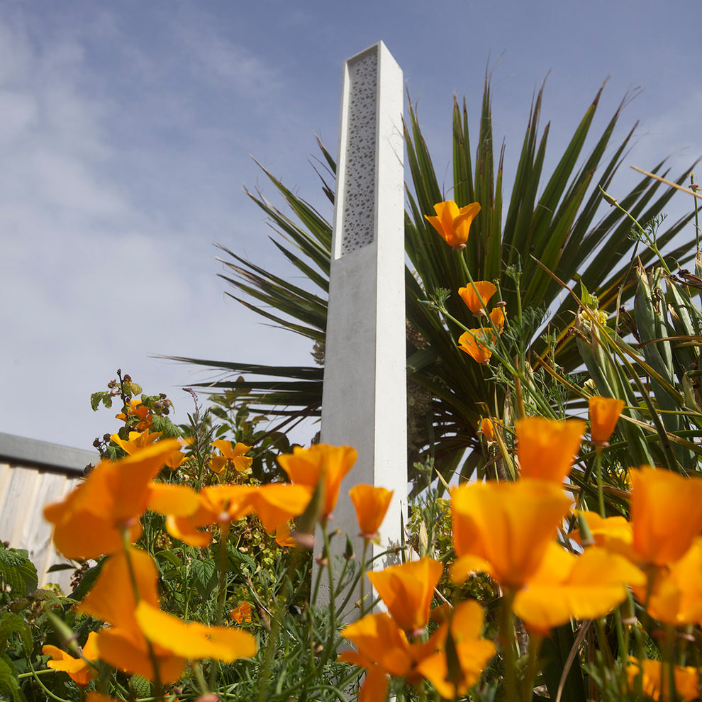 Beepost Bee Tower – Green&Blue